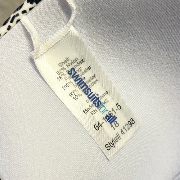 Swimsuits for All Bikini Top Swim Tie Dye Floral Mesh 18 New - Picture 3 of 4